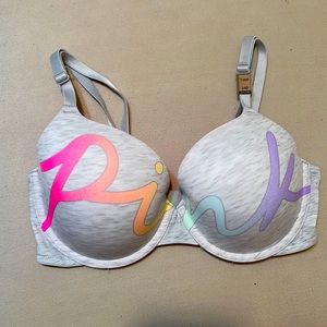 Brand-new Victoria’s Secret wear everywhere T-shirt bra 34D
